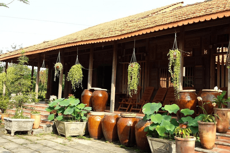 Cai Thia Local market & Ut Trinh Home-stay - 3 Days