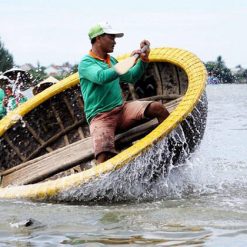 Basket Rowing Boat in Central Vietnam Tour