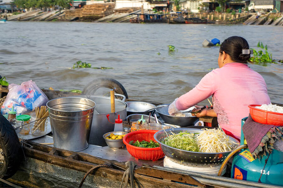 Cai Be Floating Market - South Vietnam Tours