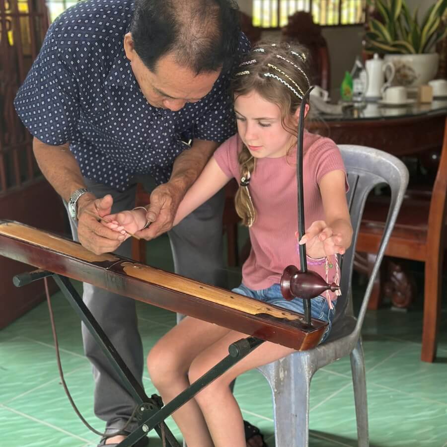 Can I customize a Southern Vietnam tour itinerary starting from Saigon