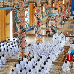 Cao Dai Temple