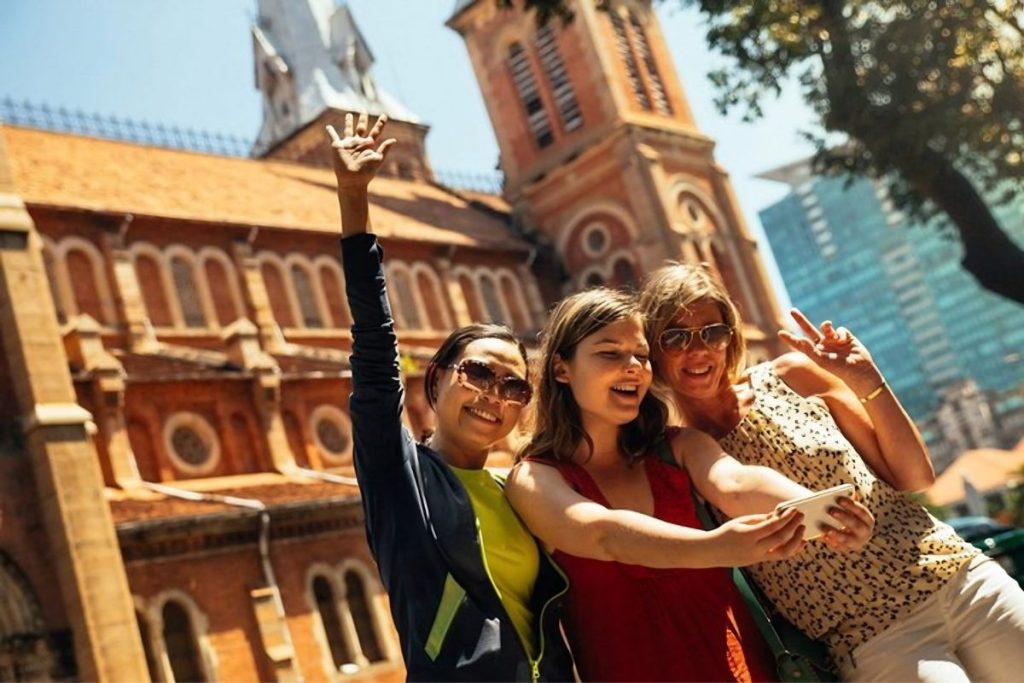 Experience Ho Chi Minh City Like a Local in Just One Day