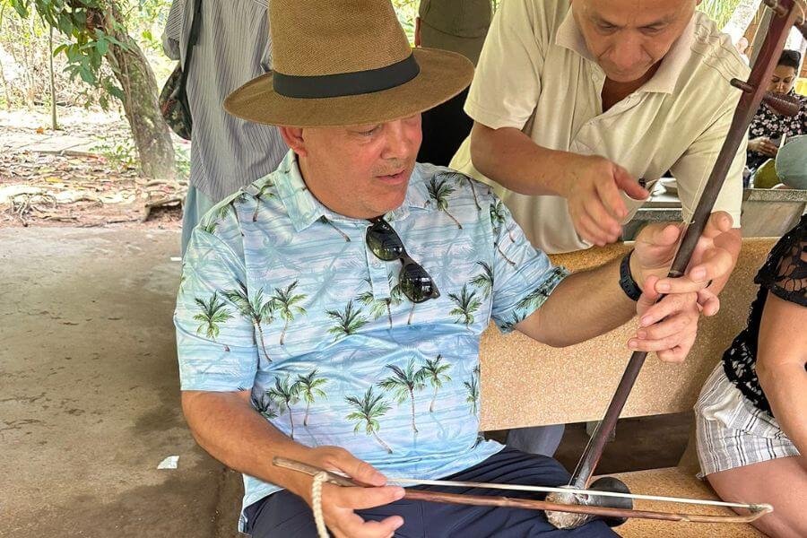 Experience Local Music – Southern Folk Songs (Đờn Ca Tài Tử) on mekong delta day trip from saigon