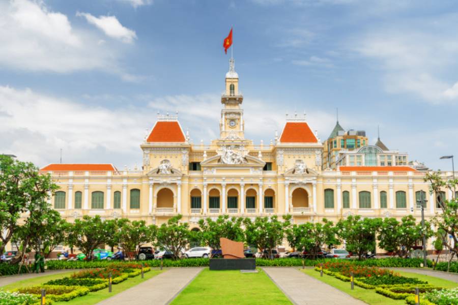Ho Chi Minh City Hall - Ho Chi Minh City tour