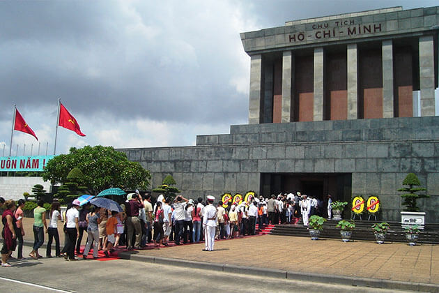 Ho Chi Minh's Mausoleum Saigon Local Tour