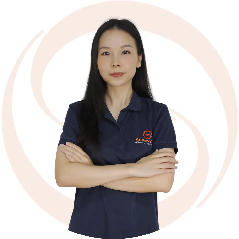 Ms. Olivia Hoang - Marketing Executive of saigon local tour