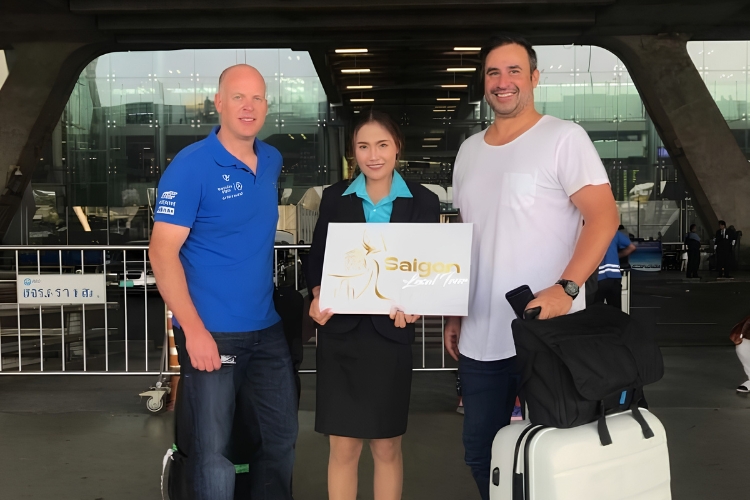 Important-Information-When-Booking-Ho-Chi-Minh-Airport-Fast-Track-Service-at-Tan-Son-Nhat-Airport-Service-750x750