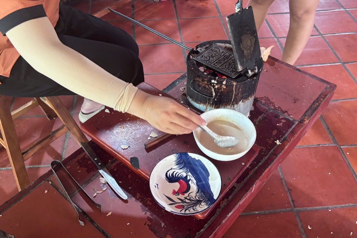 Learn to Make Traditional Vietnamese Cakes
