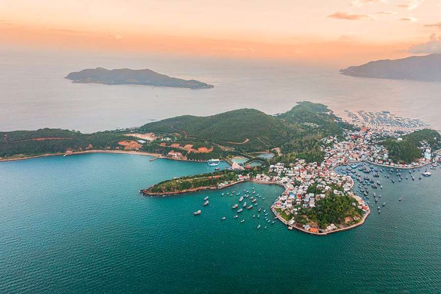 Mieu Island - Nha Trang tour from Ho Chi Minh