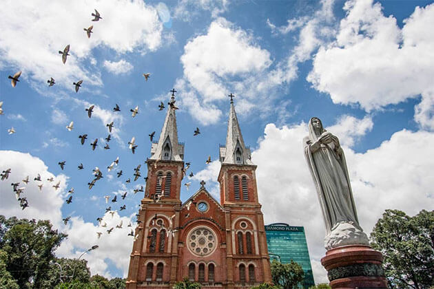 Notre Dame Cathedral Ho Chi Minh City Day Tours