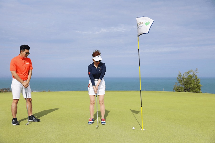 PGA NovaWorld Phan Thiet - Ho Chi Minh City Golf Tours