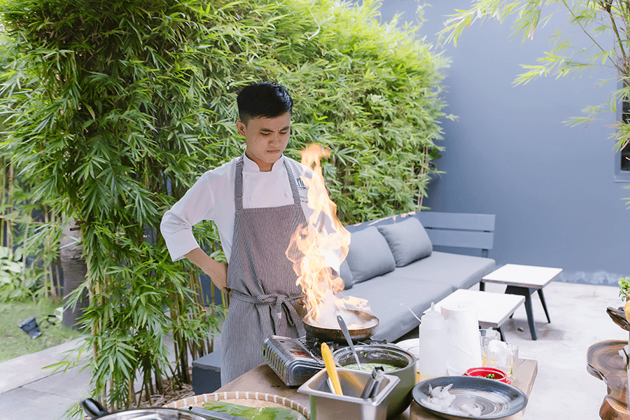 Hands – On Cooking Class Le P’ti Saigon (without Market)