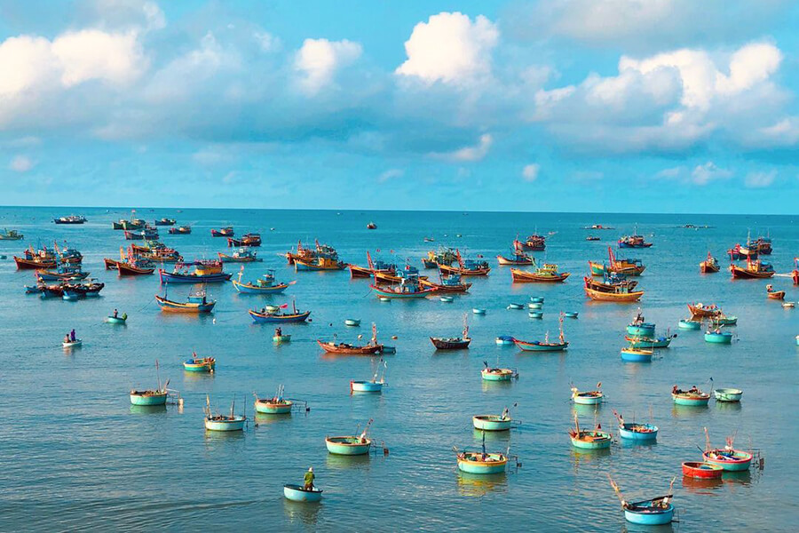 Phan Thiet - Saigon Local Tour