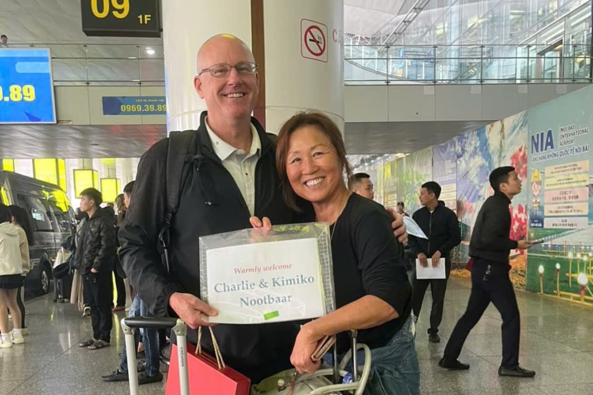 Private Transfer - Hassle-Free Way To Get From Tan Son Nhat Airport To District 1