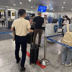 Skip the Line with Ho Chi Minh Fast Track Departure - Saigon Local Tour