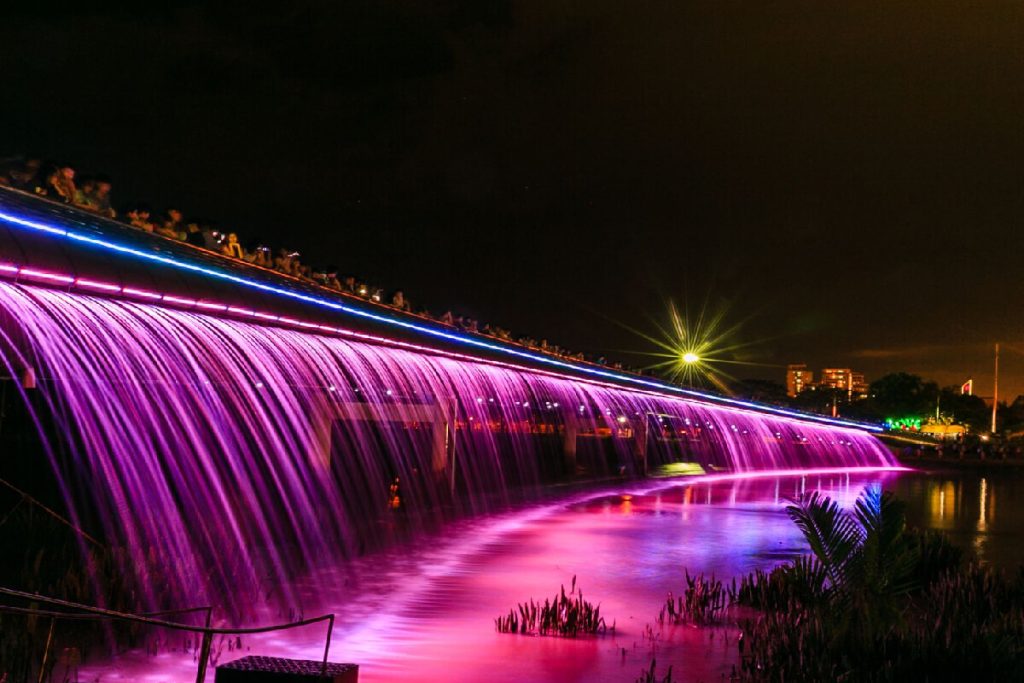 Starlight Bridge - best photo spots in ho chi minh city