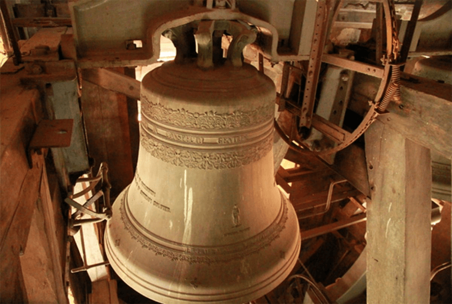 The-Saigon-Notre-Dame-Cathedral-Bells-scaled (1)
