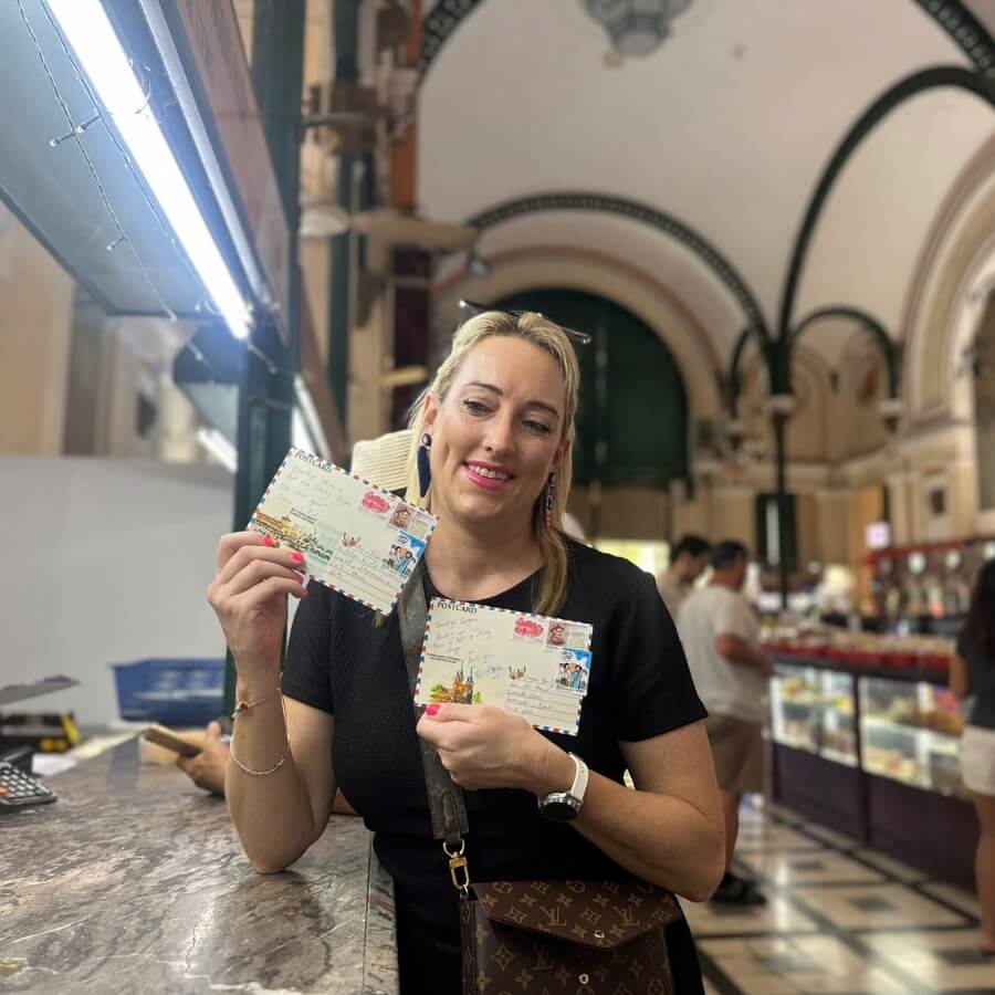 What are the must-see highlights included in most South Vietnam tour packages