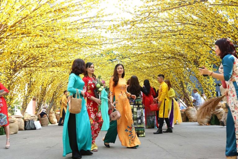 Tet Vietnam 2022 - All about the Vietnam Lunar New Year