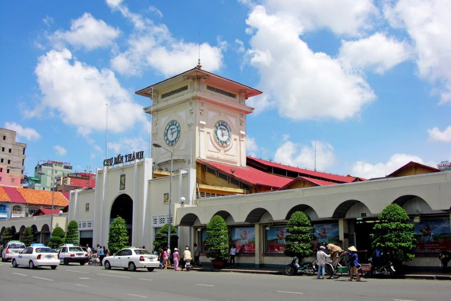 ben thanh market saigon hop on hop off bus