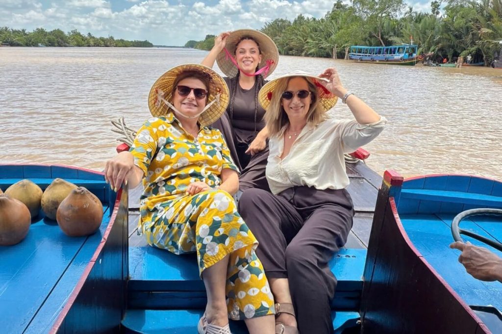 customer of saigon local tour in mekong delta tour 7 days
