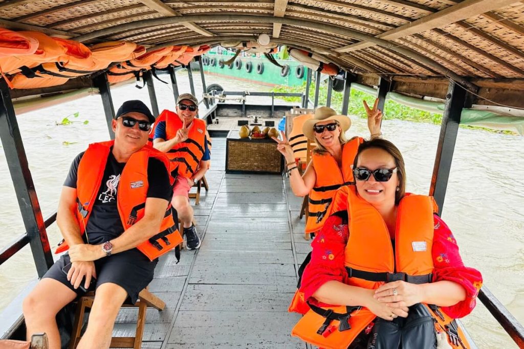 floating market tour ho chi minh - ho chi minh city tour