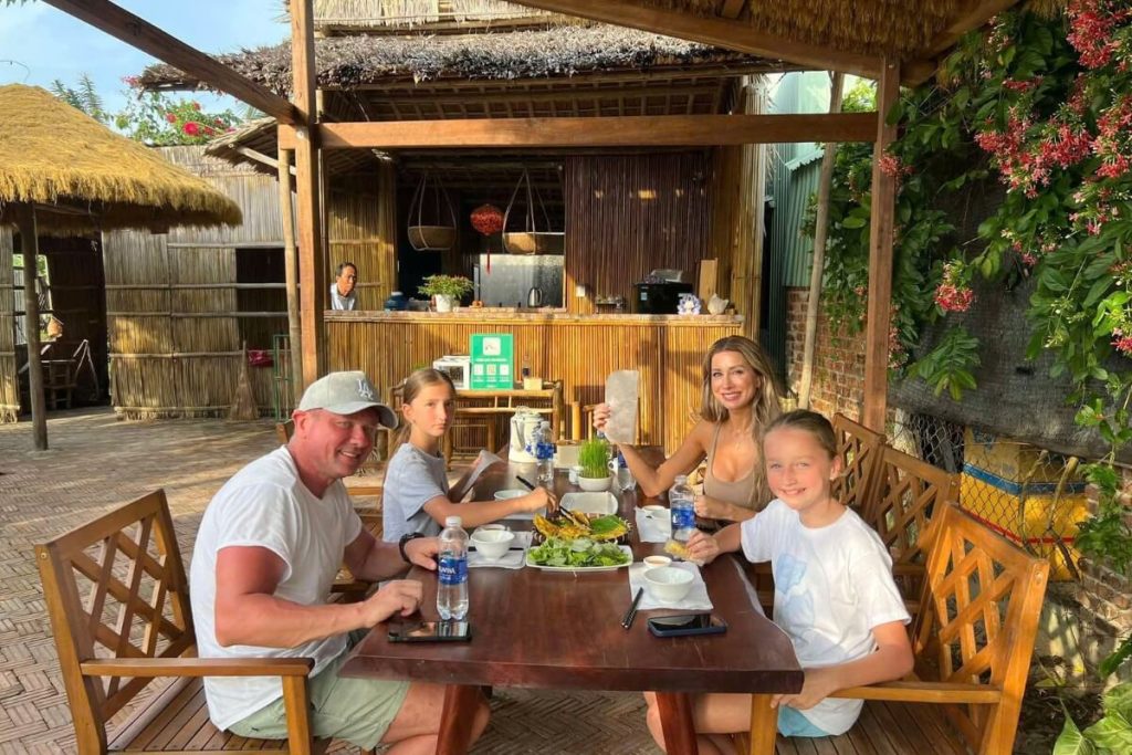 have a lunch in local family - vietnam travel package 10 days