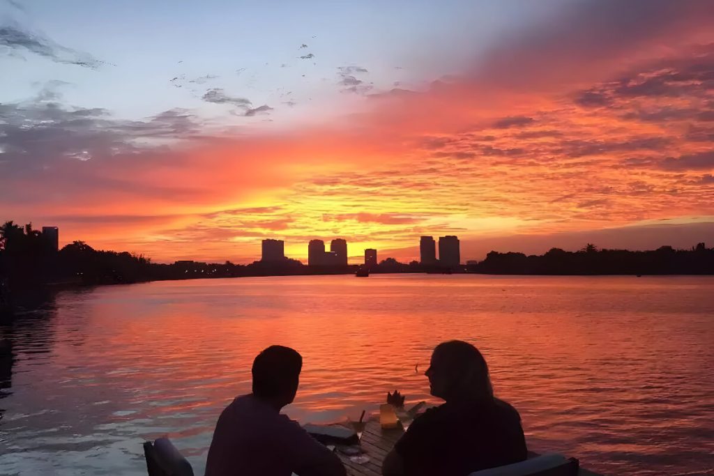 romantic things for couples in Sunset Cruise Along the Saigon River