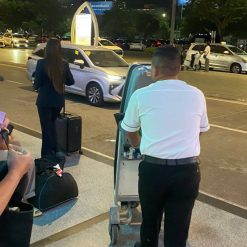 save time with ho chi minh fast track departure at tan son nhat airport - saigon local tour