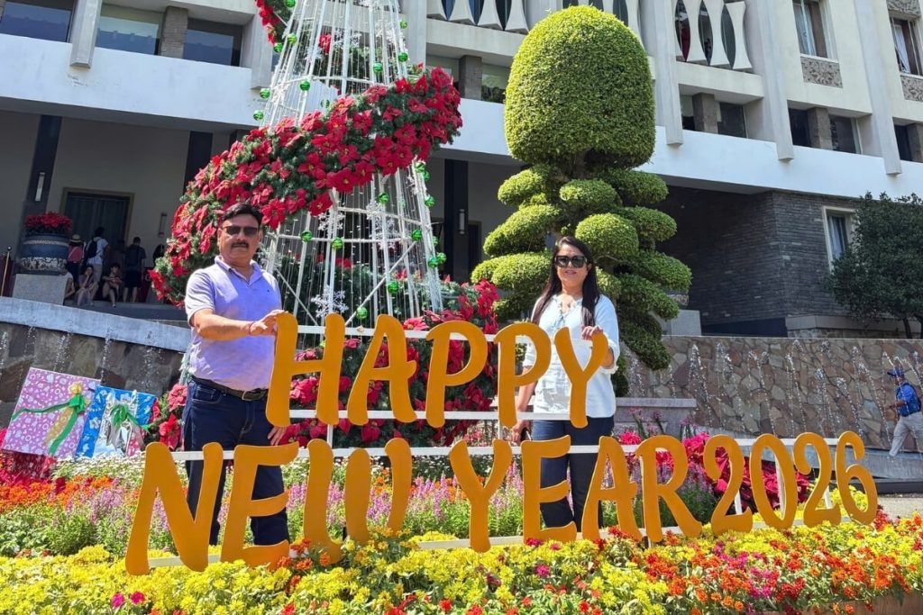 visit ho chi minh city tour with unique experience with saigon local tour